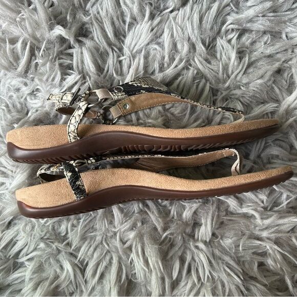 Vionic Kirra snake print leather slingback thong sandals women’s shoe size 8 - Picture 4 of 9